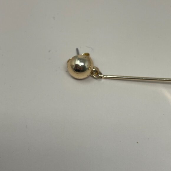 Shashi | Petunia Earrings - Picture 2 of 6